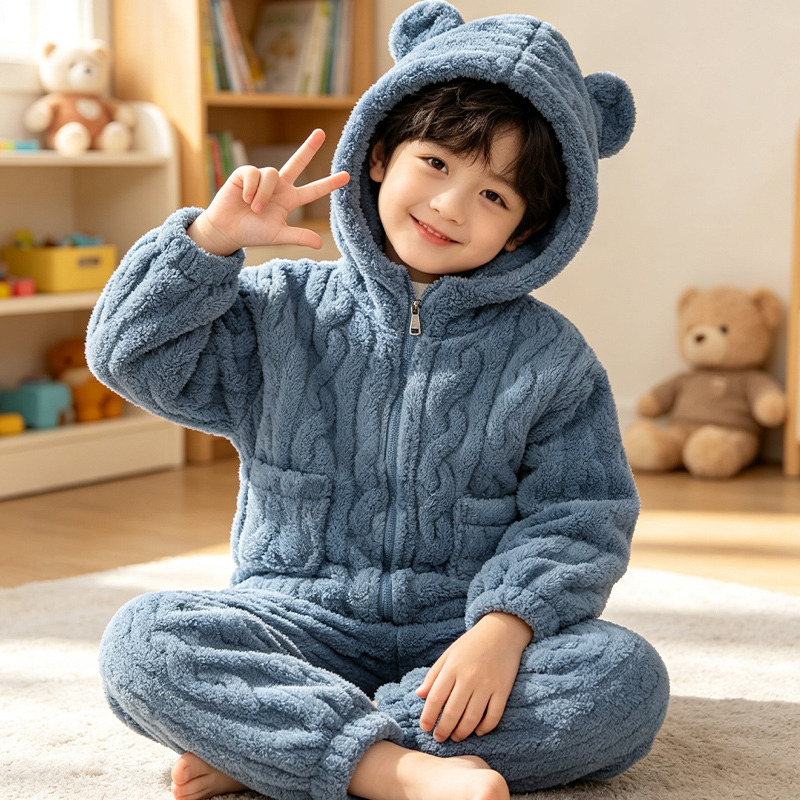 13829868.小猪班纳2026秋冬新款保暖舒适百搭双面绒戴帽套装男女童同款