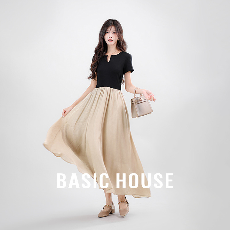 13834082.Basic House/百家好气质高腰线短袖连衣裙子显瘦女装加宽加大女装