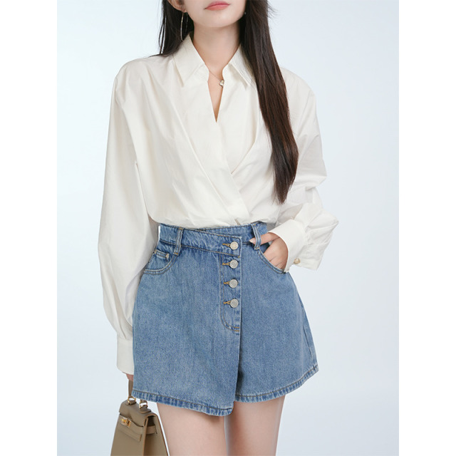 13834083.Basic House/百家好夏季新款法式V领衬衫女小众设计感宽松百搭