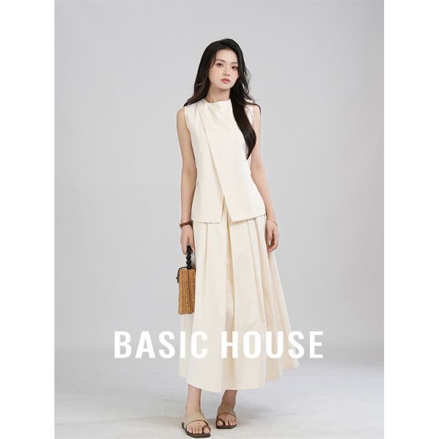 13834156.Basic House/百家好CSM春夏法式设计马甲加西装半身裙两件套装