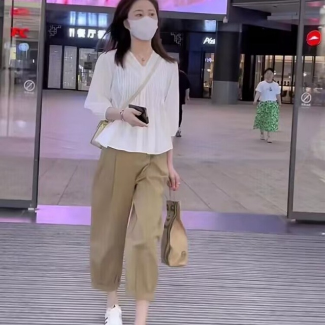 13762598.诗茉琳轻奢高级感减龄衬衫宽松显瘦九分裤两件套