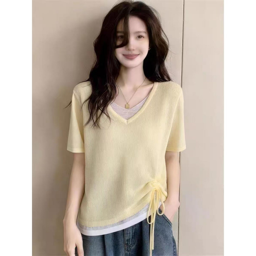 13762289.诗茉琳不规则V领抽绳撞色假两件上衣女夏季大码胖mm韩版减龄冰丝针织衫