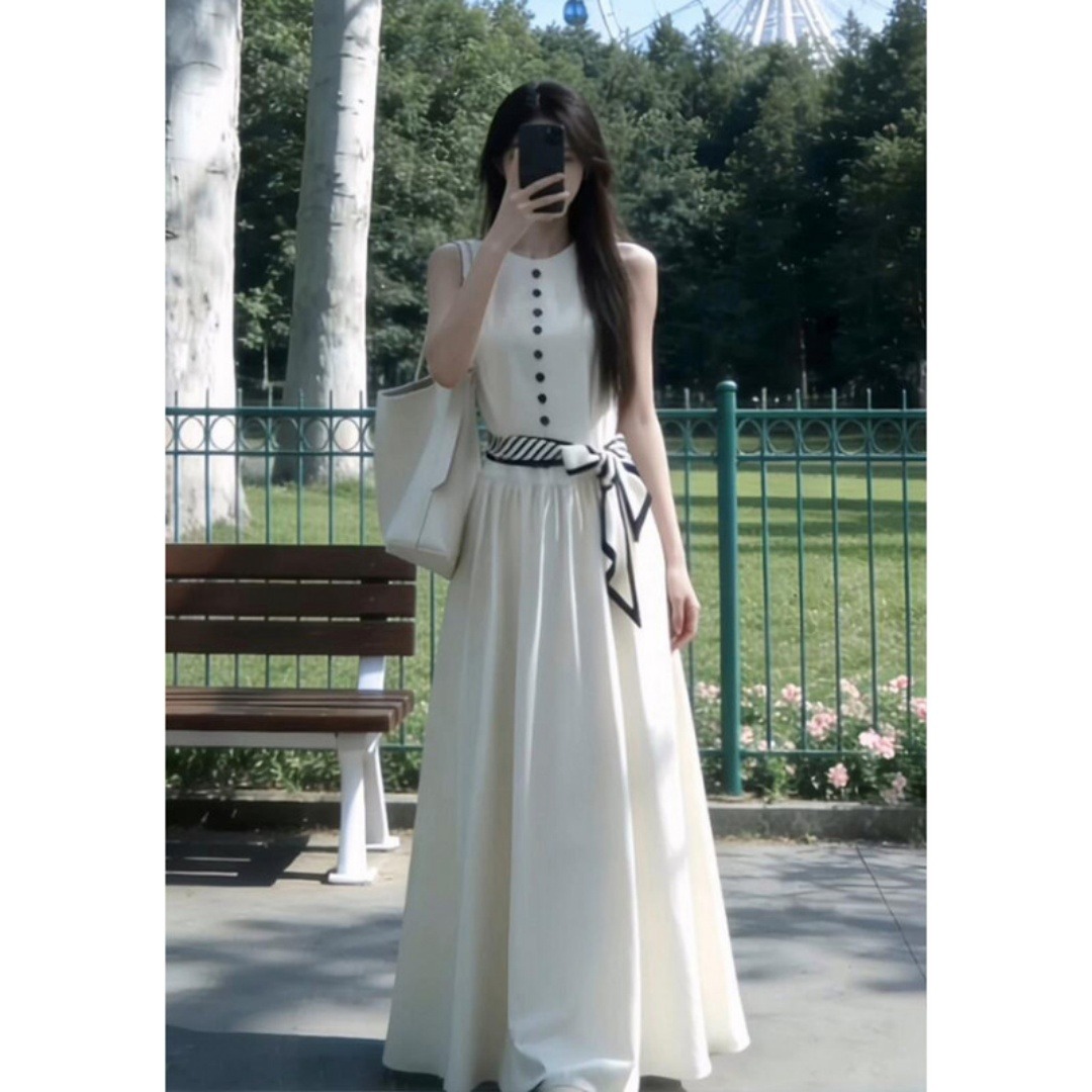 13762258.诗茉琳法式无袖背心连衣裙子女夏季2026新款气质绝美海边度假高级感长裙