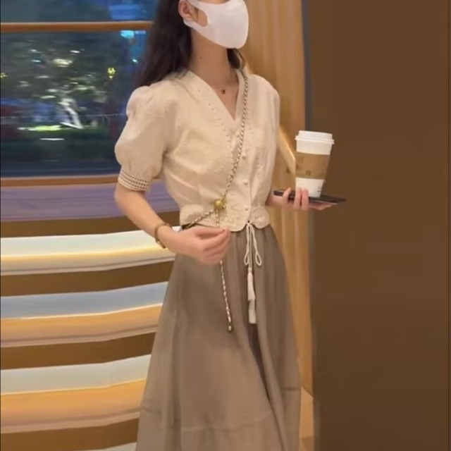 13762330.诗茉琳2026新款夏季上衣盐系穿搭高级感御姐轻熟风两件套装小个子半身裙