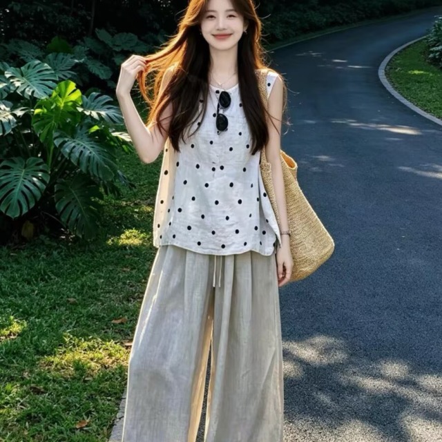 13762335.诗茉琳2026巨好看超火穿搭一整套无袖背心波点上衣女夏季阔腿裤两件套装