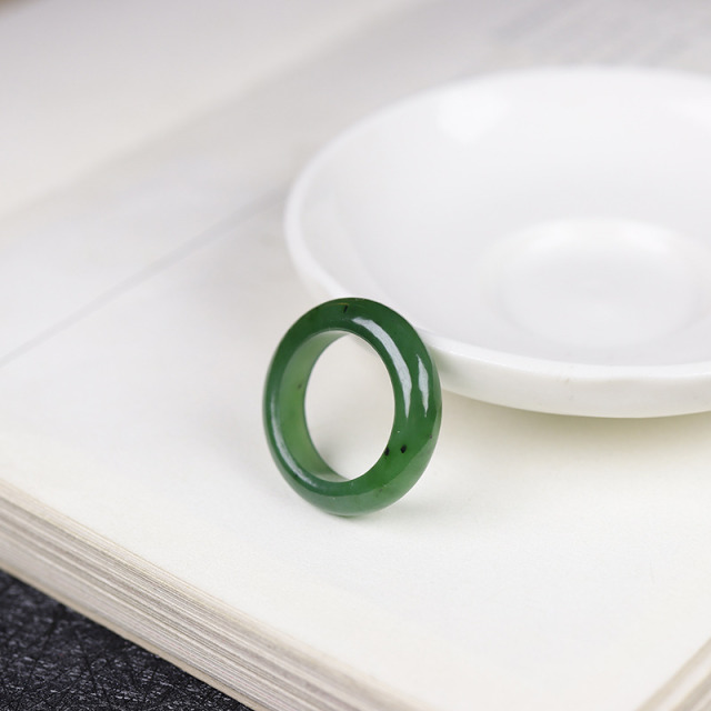 13428087.晶屿 天然和田玉碧玉戒圈尾戒【内径17mm】