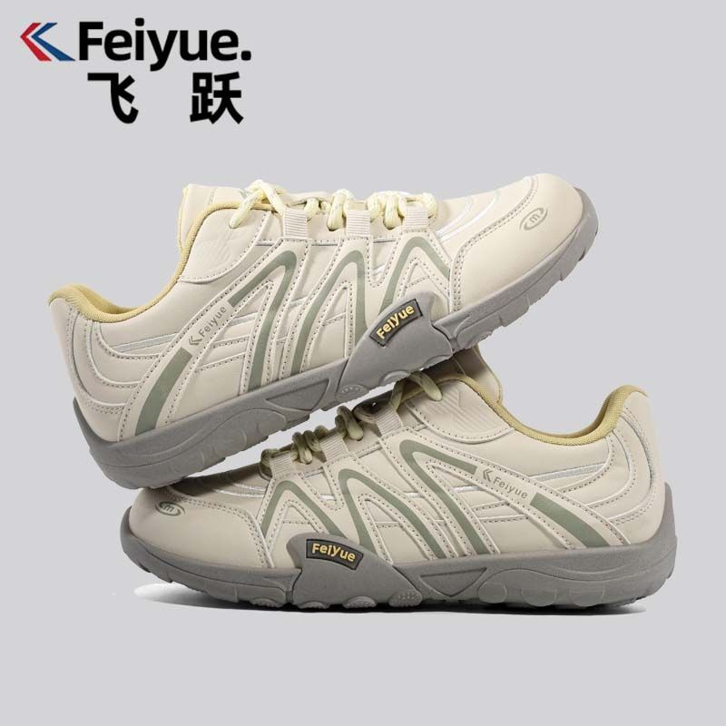 13786443.飞跃潮流女鞋2026秋季新款轻便休闲鞋软底运动鞋百搭爆款德训鞋