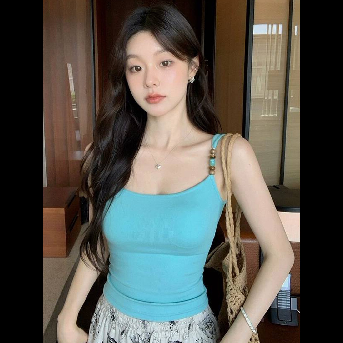 13770109.意达鸟辣妹穿搭法式带胸垫吊带背心女外穿夏季打底内搭绝美美背无袖上衣
