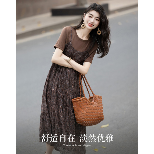 13762670.诗茉琳自然压皱肌理夏季法式浪漫假两件印花A字T恤式气质女连衣裙
