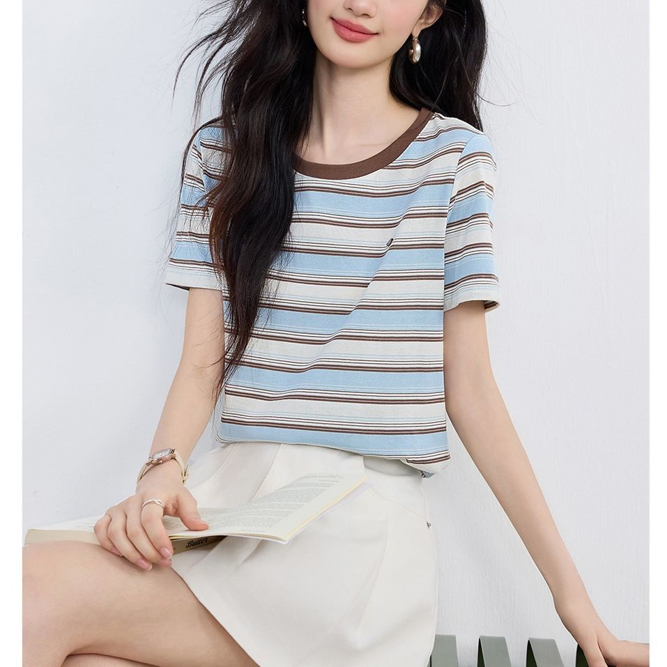 13762672.诗茉琳复古撞色条纹松弛感t恤女2026夏季新款休闲显瘦百搭圆领短袖上衣