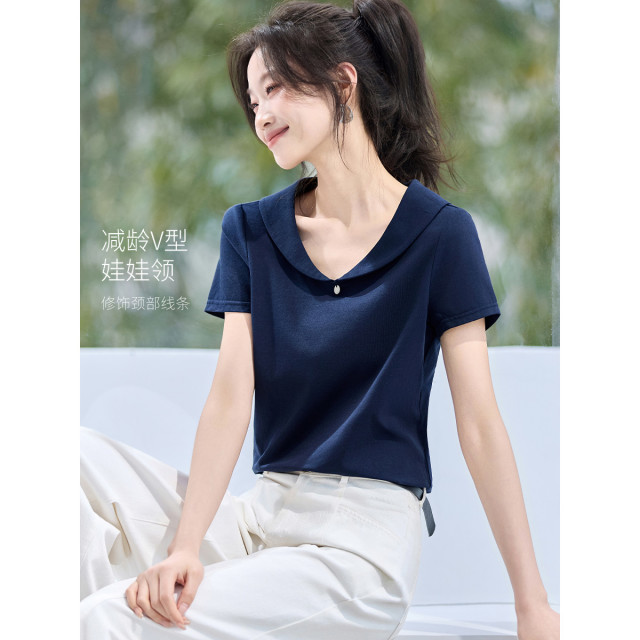 13762619.诗茉琳盐色航海2026夏新款V型娃娃领正肩合体版型装饰圆标T恤