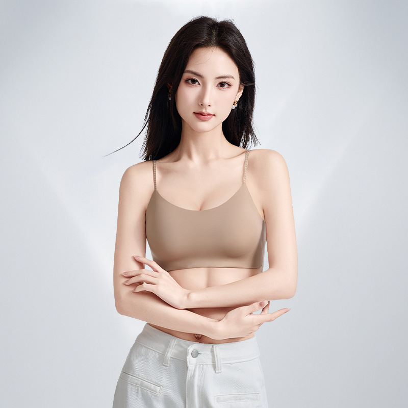 13696219.短款无痕细肩带裸感吊带带胸垫桑蚕丝打底吊带女透气美背文胸