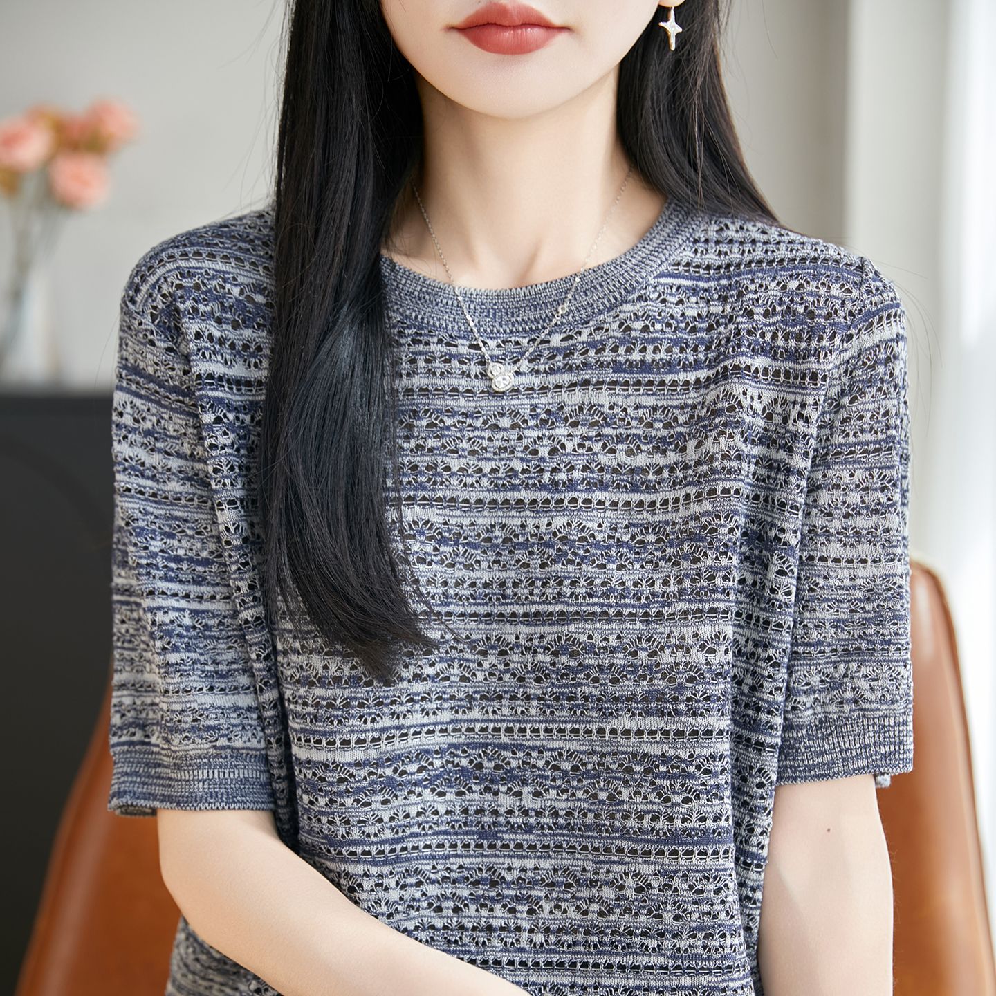 13716445.绒暖享天丝莱赛尔圆领针织衫撞色镂空打底衫上衣毒散修T恤衫