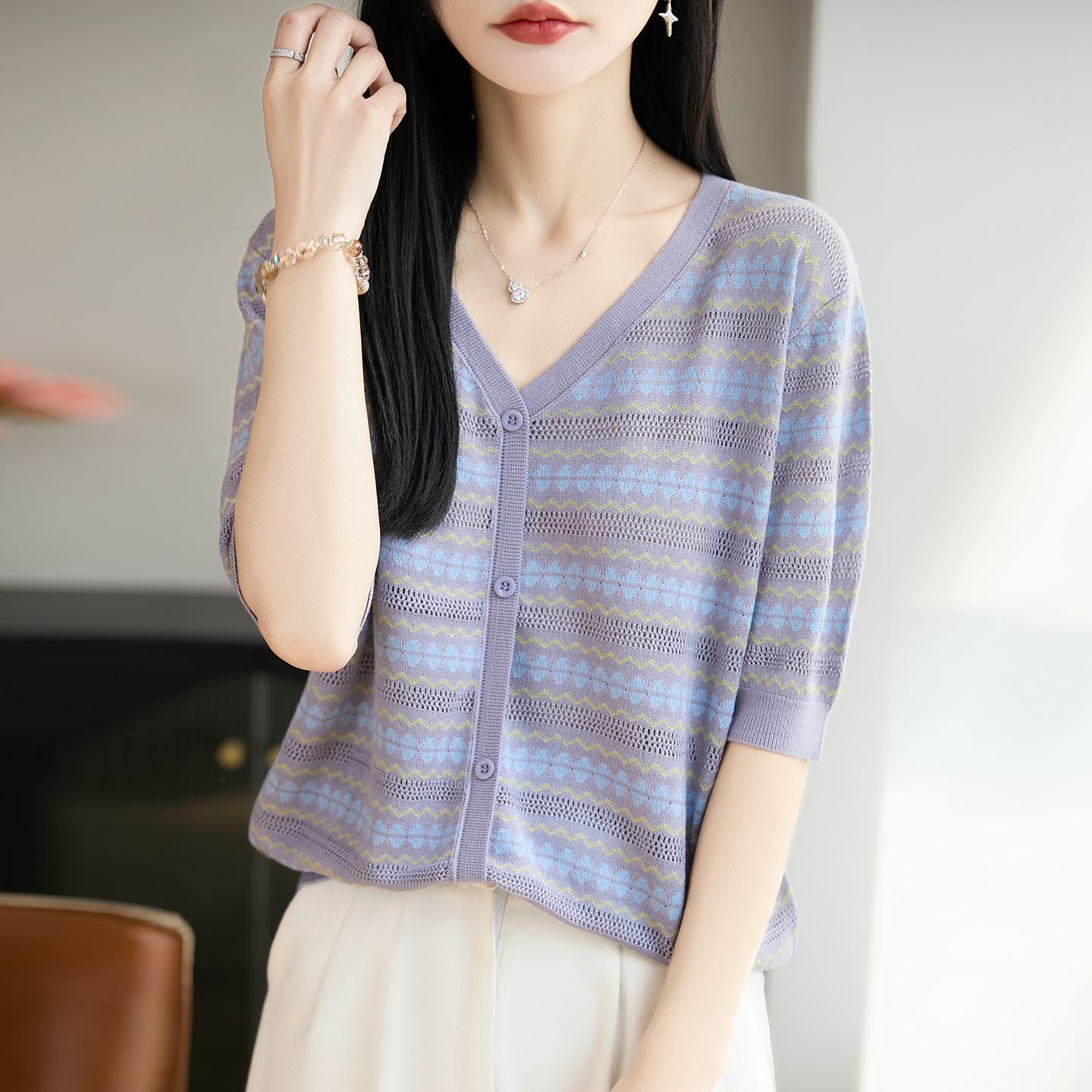 13716428.绒暖享夏秋新款莱赛尔天丝针织镂空画彩色开衫