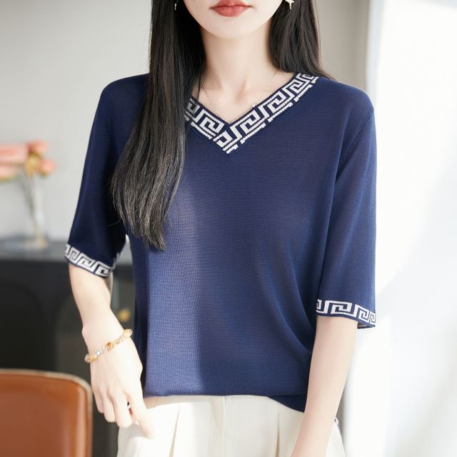 13733797.绒暖享莱赛尔天丝短袖针织镂空拼花上衣螺纹下摆
