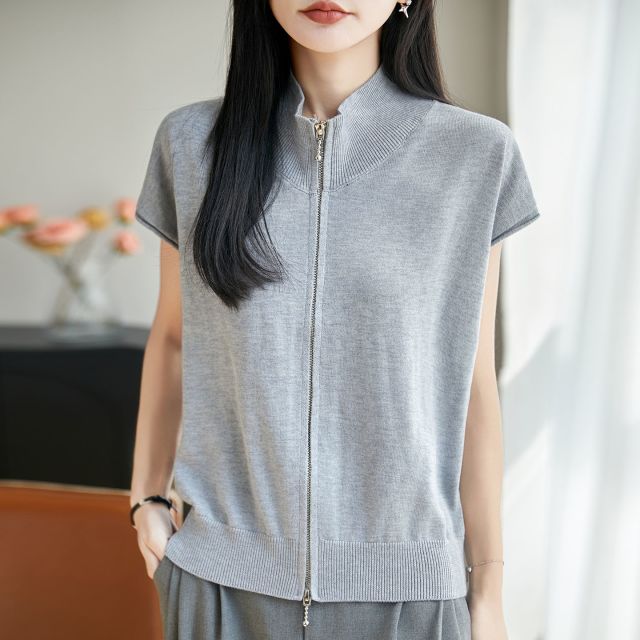 13733589.绒暖享珍珠麻立领开衫双拉链后背镂空上衣