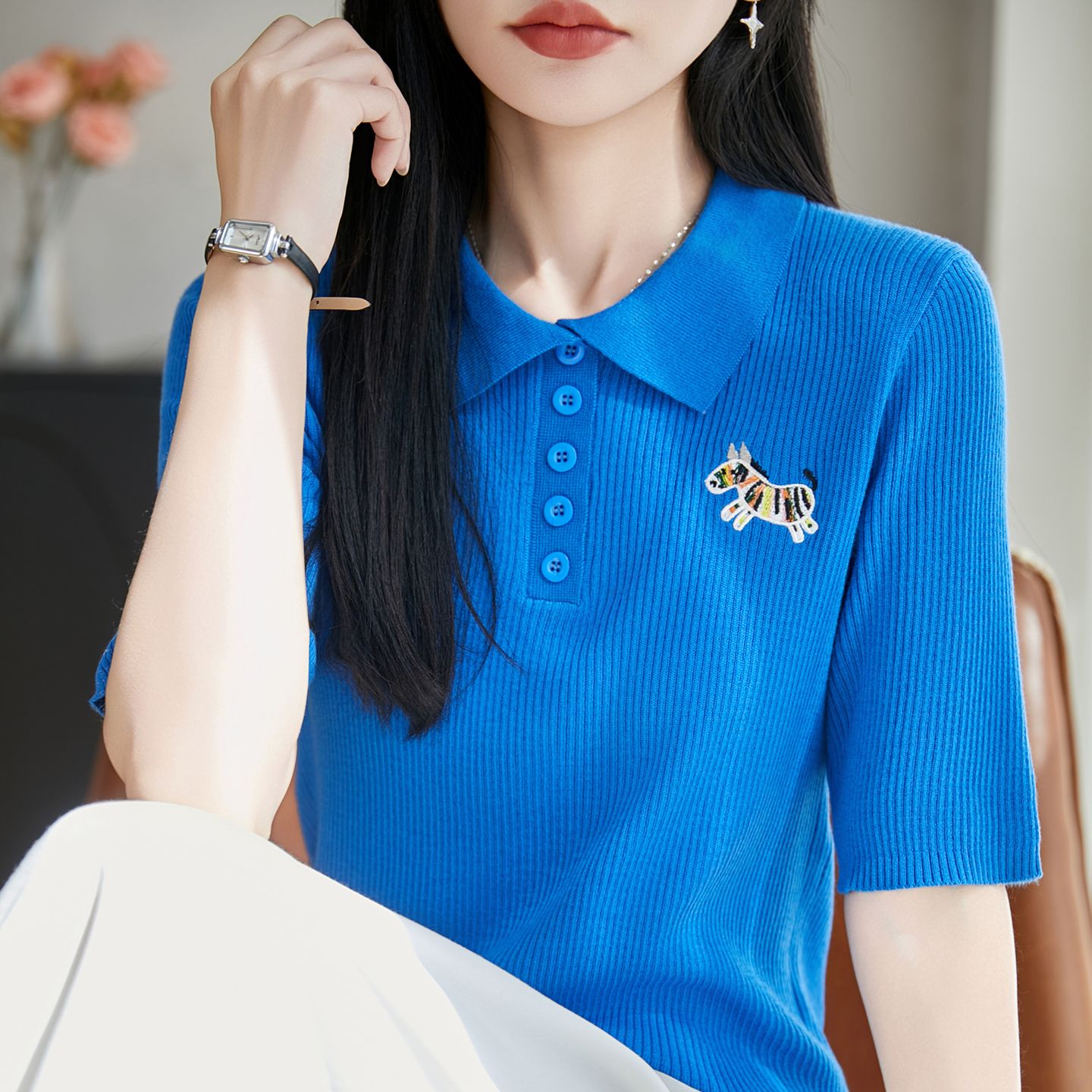 13732751.绒暖享莱赛尔天丝POLO领小马刺绣五分袖上衣短袖