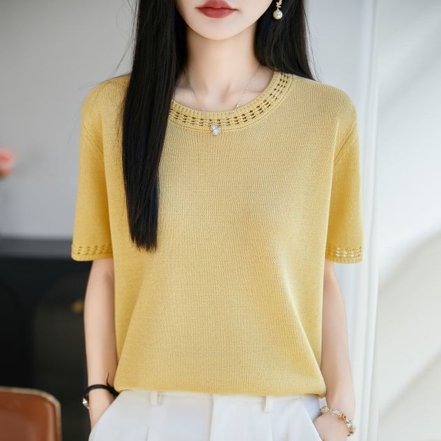 13744067.绒暖享珍珠麻纯色镂空花边短袖T恤打底上衣