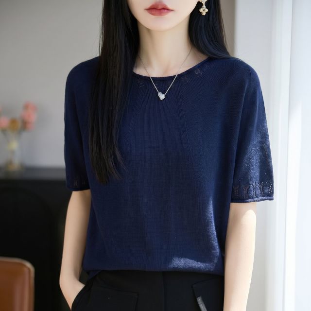 13744081.绒暖享珍珠麻圆领卷边T恤女士上衣短袖