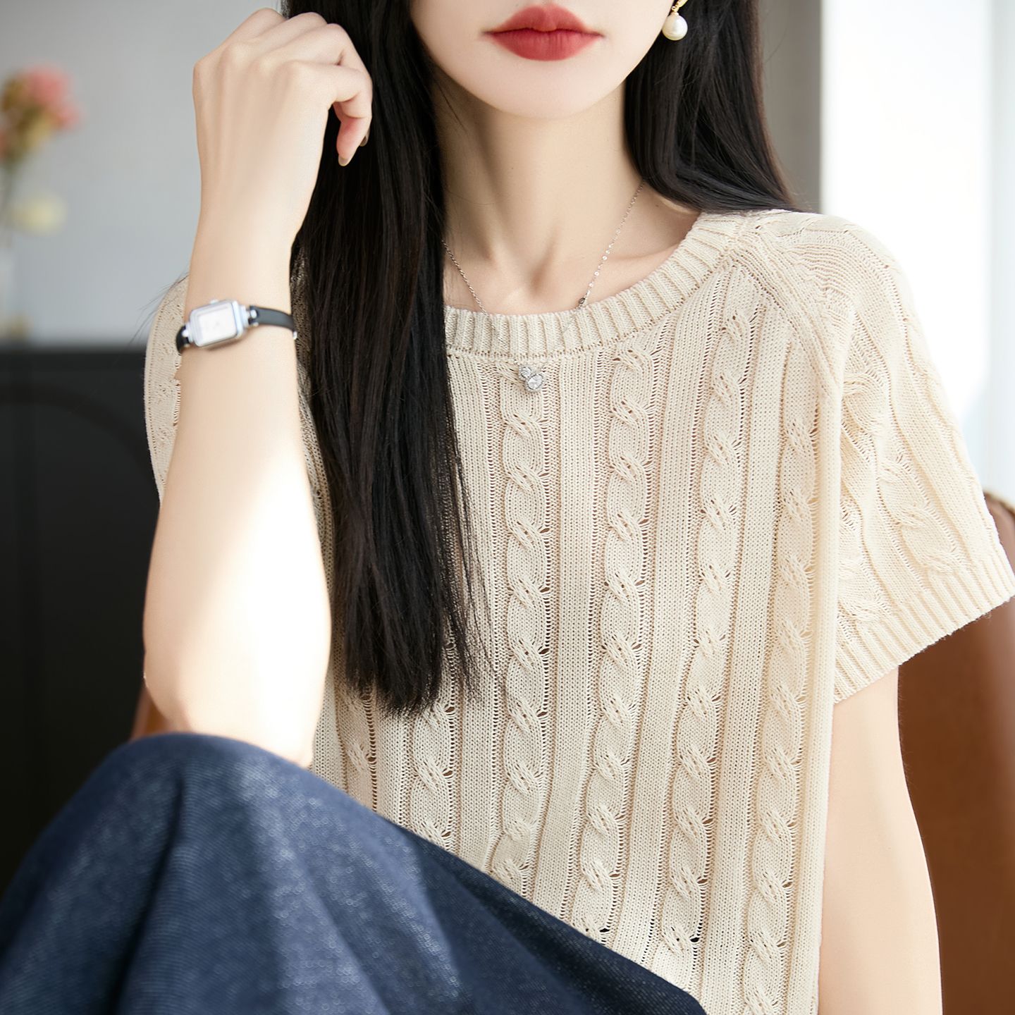 13744050.绒暖享麻花纹小飞袖针织圆领薄款短袖