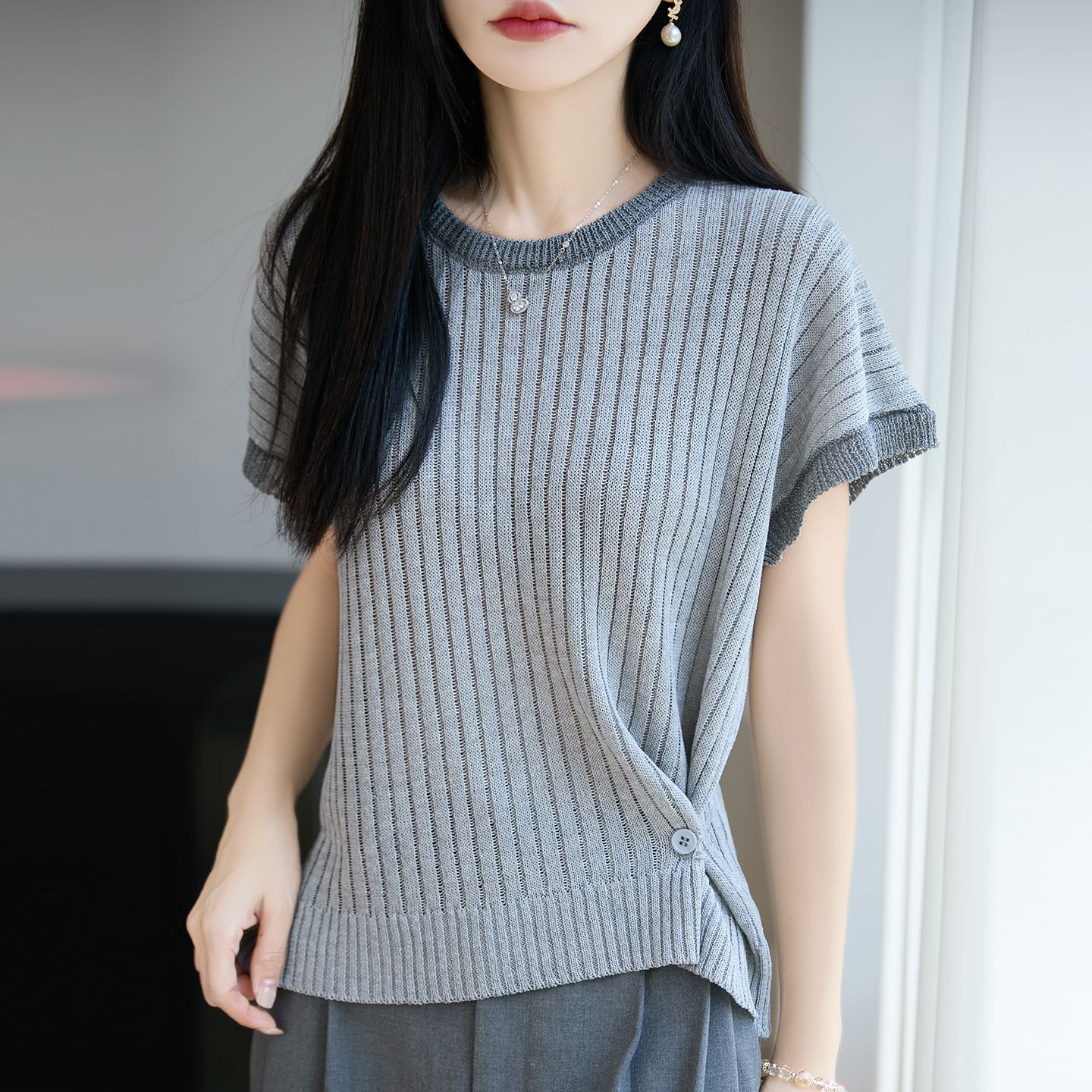 13747373.绒暖享竹节麻抽条短袖撞色花边针织衫上衣