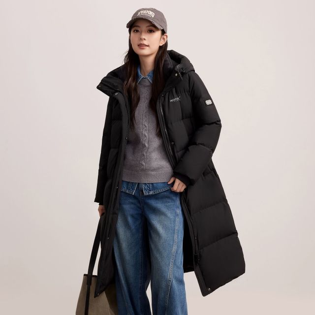 13701362.雅鹿2026 新款秋冬长款过膝连帽羽绒服女 90 高蓬鸭绒 动态锁温冬季加厚保暖外套