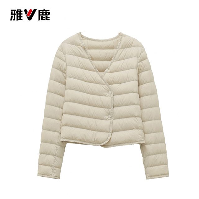 13732773.雅鹿90 白鸭绒轻薄羽绒内胆女 V 领短款内搭羽绒服秋冬修身不钻绒保暖外套