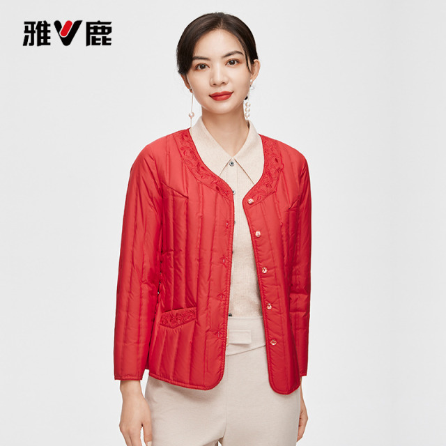 13747161.雅鹿2026秋冬女士绣花圆领羽绒内胆 不钻绒高保暖白鸭绒 居家内搭短款轻便防寒棉衣