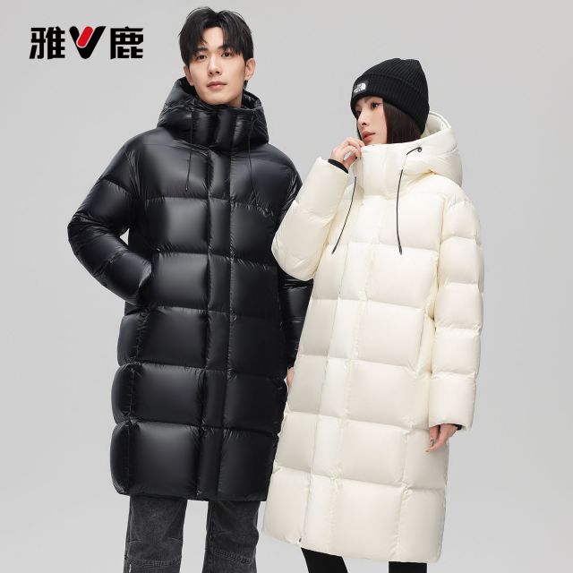 13771568.雅鹿泡芙长款过膝羽绒服男女同款 2026 新款 极寒 95 白鸭绒高保暖轻盈防风外套