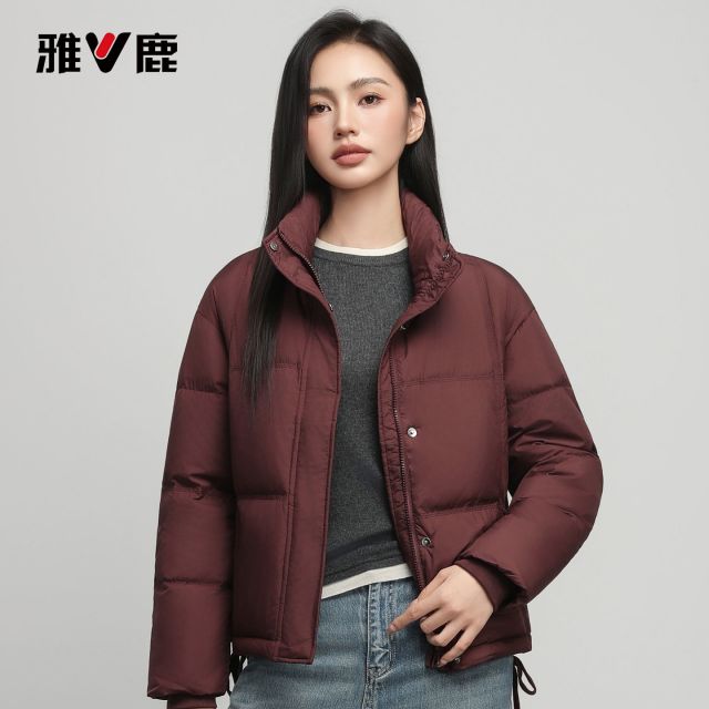 13826229.雅鹿短款立领羽绒服女 2026 冬季新款小个子宽松面包服加厚保暖白鸭绒外套米白百搭