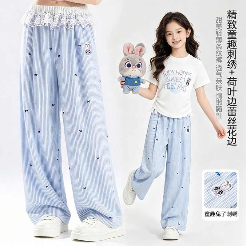 13672542.迪士尼女童夏季甜美轻薄蝴蝶结童趣刺绣蕾丝花边条纹裤休闲裤