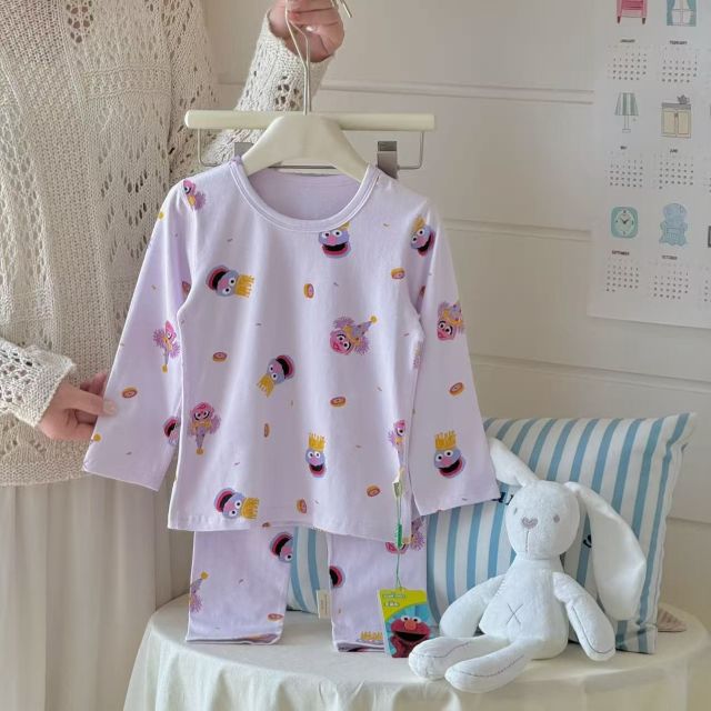 13701497.男女童莱卡家居服套装ZMJ002