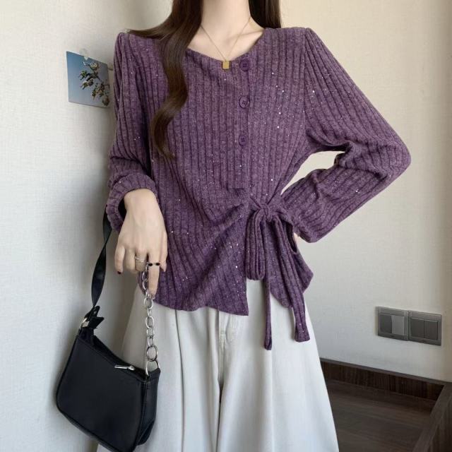 13767766.诗茉琳甜辣春秋冬大码亮片法式轻熟不规则洋气纯色针织圆领系带长袖上衣