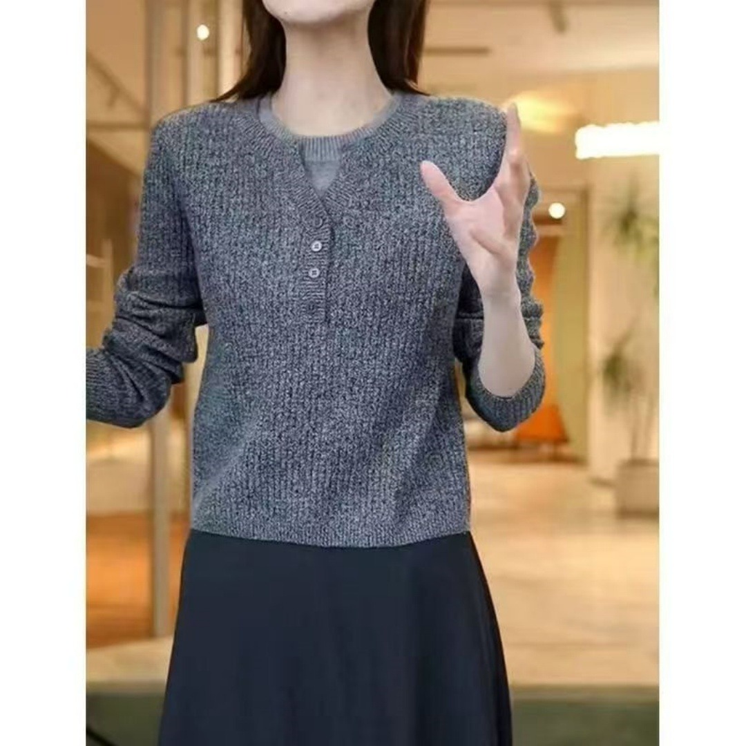 13803740.诗茉琳网红时尚半开假两件毛衣针织秋女春秋新款圆领打底针织衫套头上衣