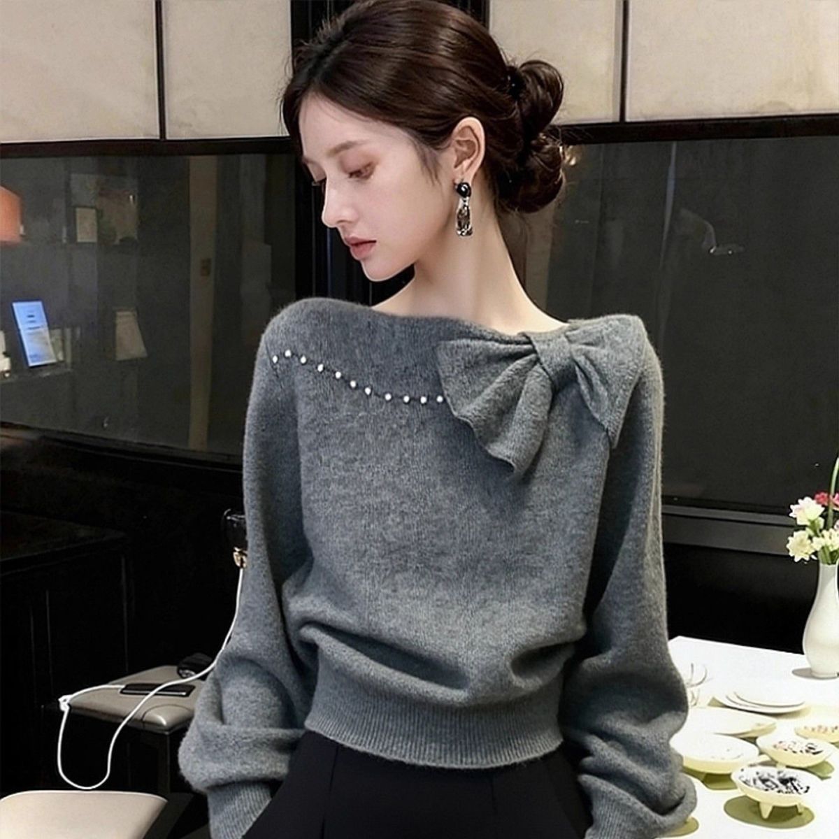 13850650.诗茉琳法式高级感蝴蝶结红色毛衣针织衫女时尚钉珠别致独特气质百搭上衣YJ2108