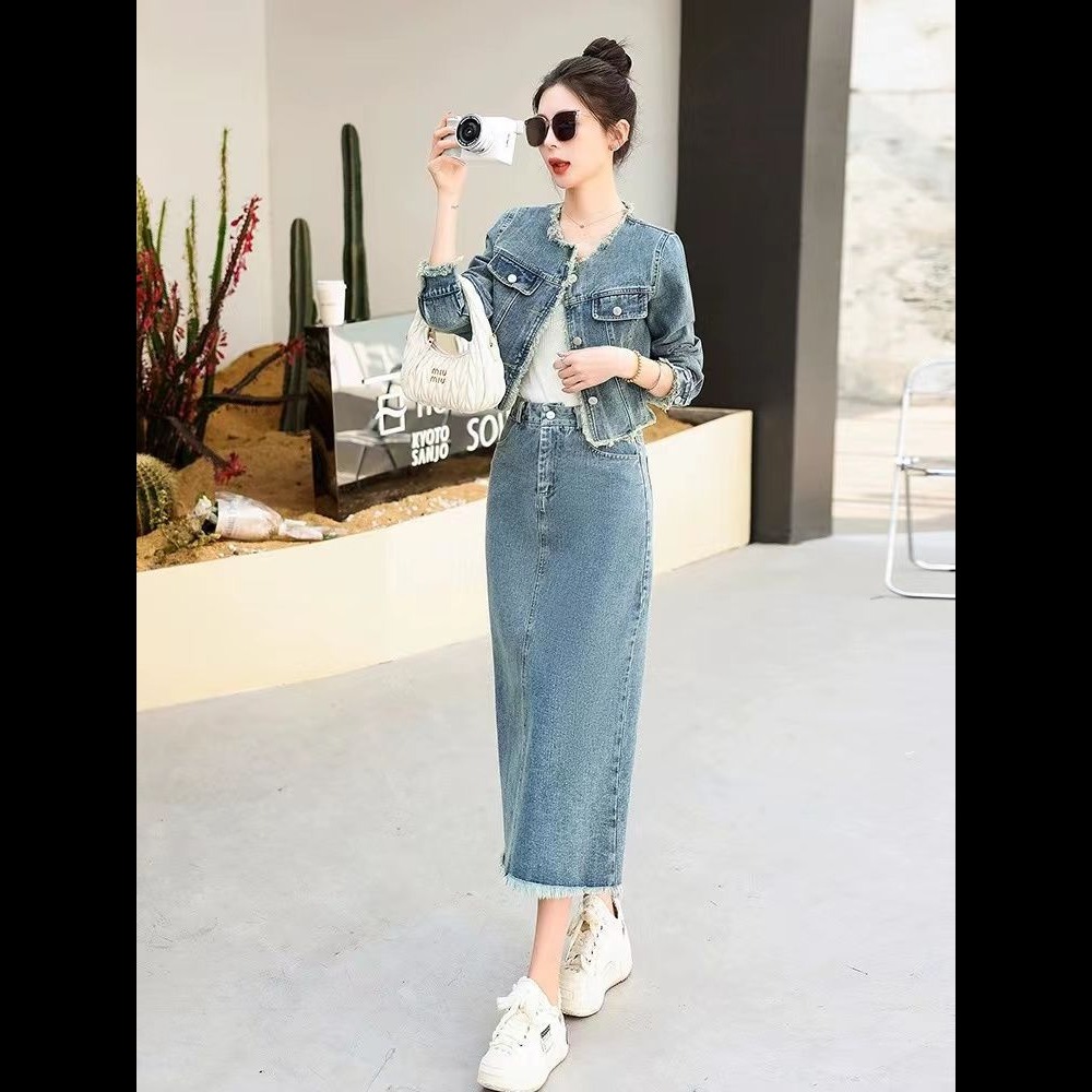 13841648.诗茉琳牛仔裙套装女春秋季2026新款时尚减龄高级感外套配半身长裙两件套