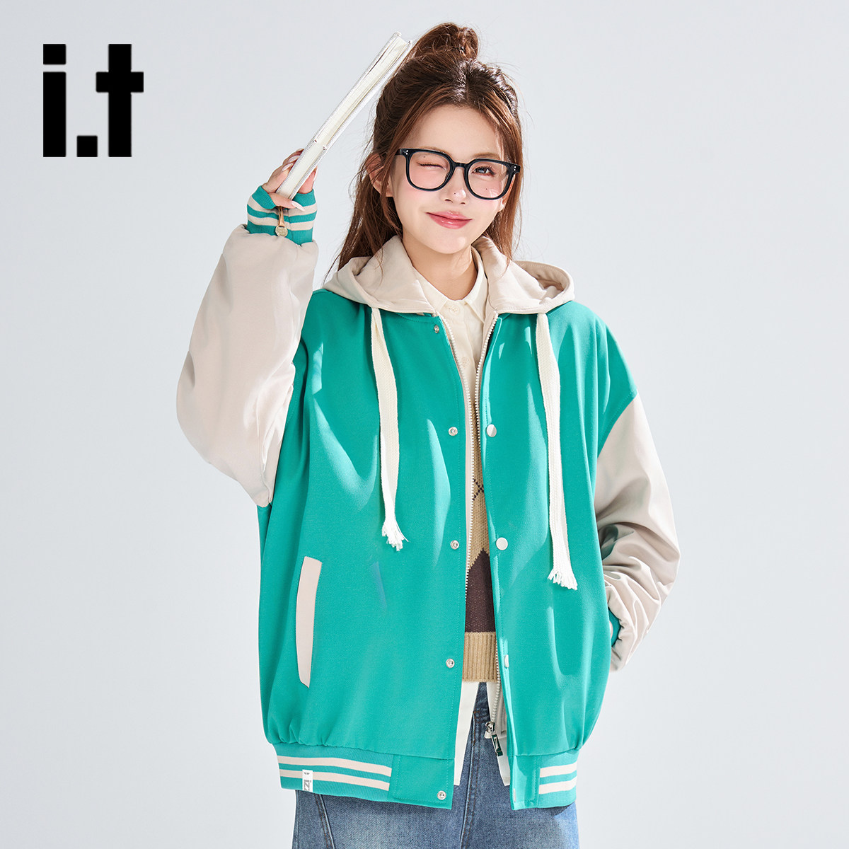 13794396.i.t izzue假两件连帽棒球服外套女秋冬宽松休闲百搭夹克1M