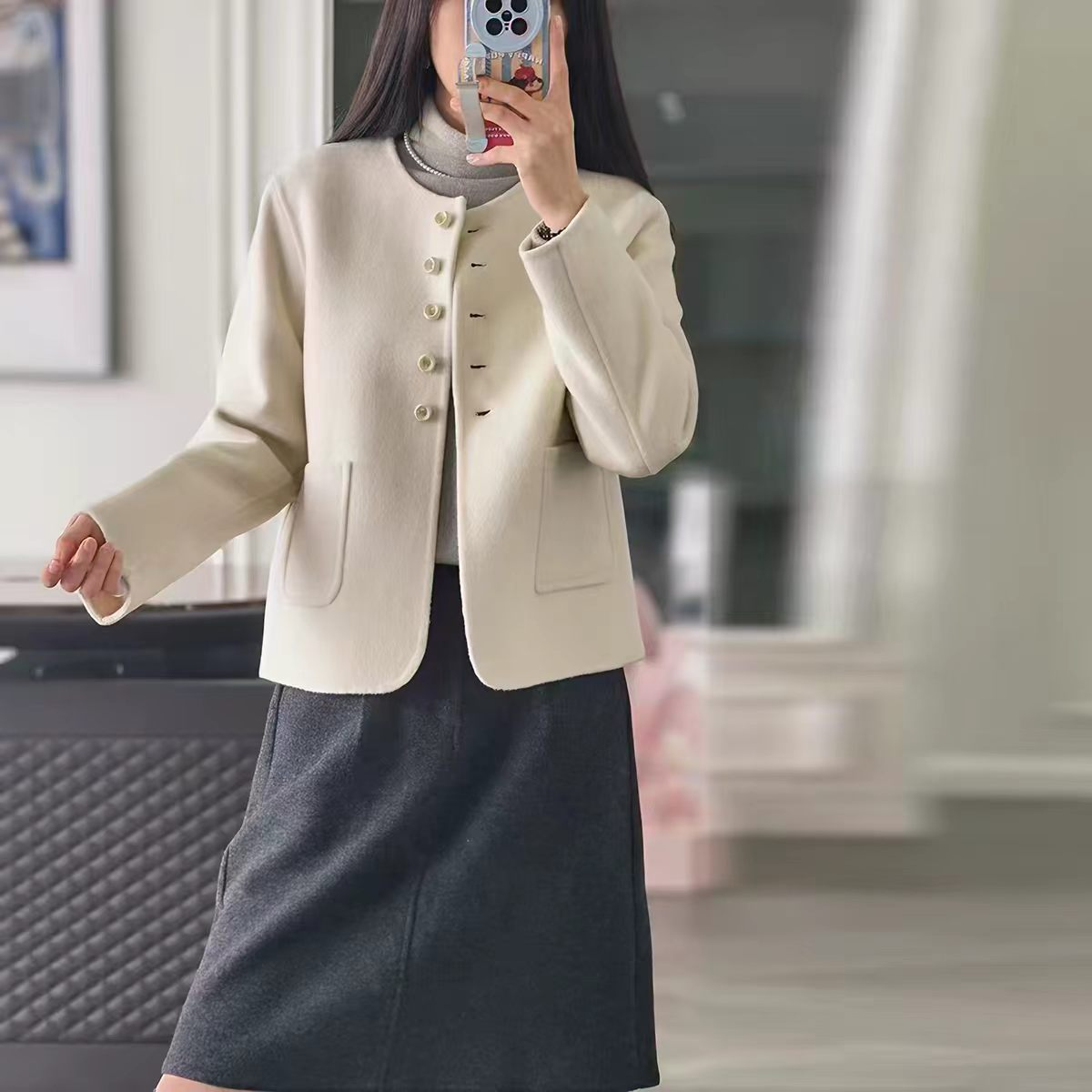 13843854.【雅薇吉】小香风通勤短款外套圆领单排扣双面羊毛大衣BQY2610