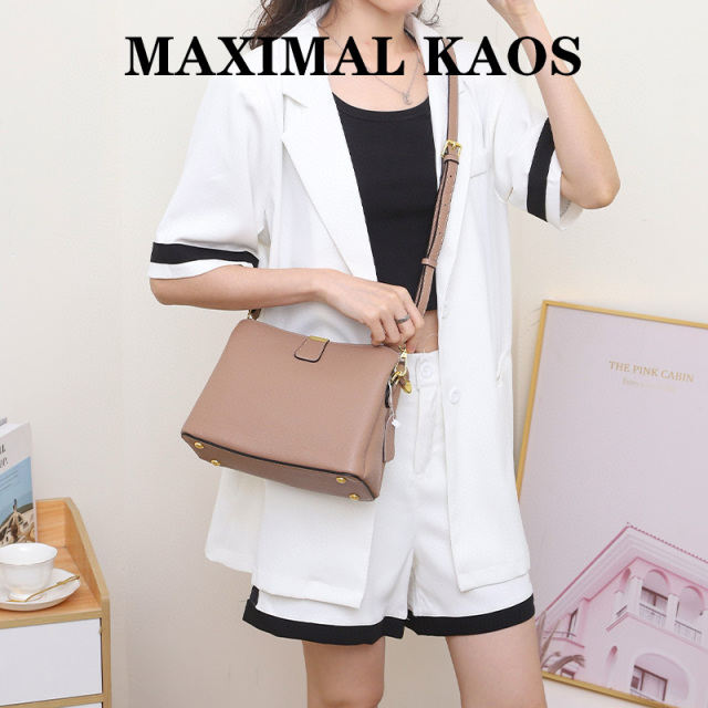 11867227.MAXIMAL KAOS轻奢质感真皮女包头层牛皮宽带桶包潮流休闲单肩斜挎包