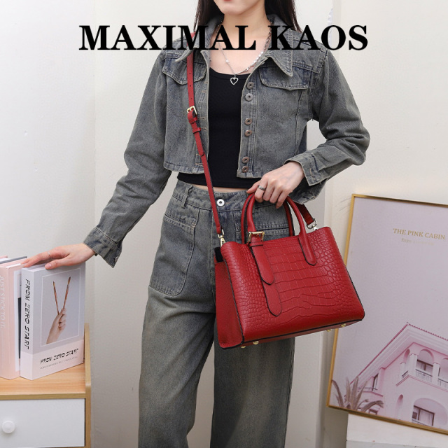 13162294.《春节福利真皮款限量抢》MAXIMAL KAOS轻奢真皮女包多款可选