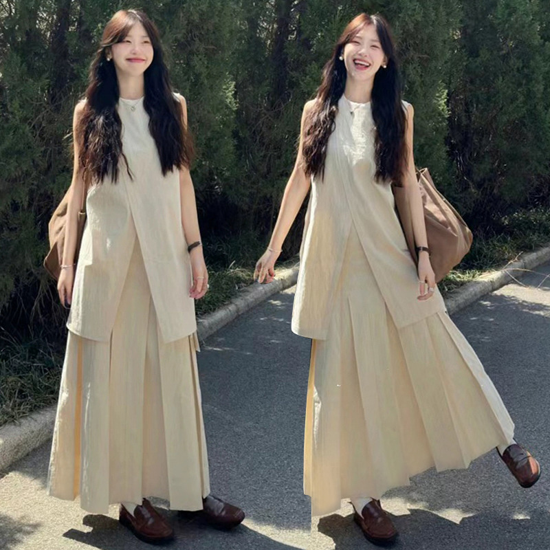 12375396.FEIMI简约文艺清冷感背心半身裙两件套