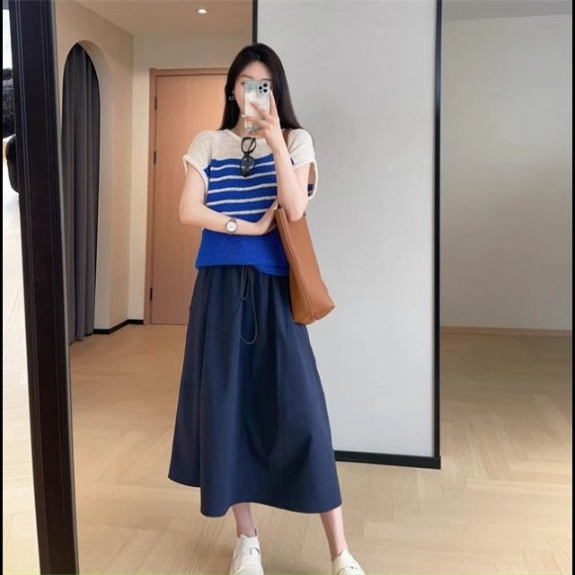 12525765.FEIMI山系挺括中长款休闲A字半身裙
