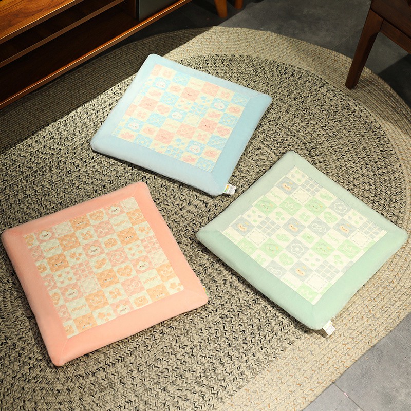 11981648.丽优哲品牌毛绒坐垫