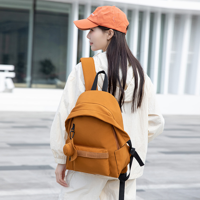 12682792.《广州质造》佐木新款双肩包女轻便登山出游户外旅行包通勤大容量电脑包女大学生书包