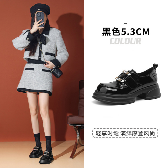 13757844.达芙妮乐福鞋女厚底春秋水钻单鞋高级感百搭英伦风小皮鞋