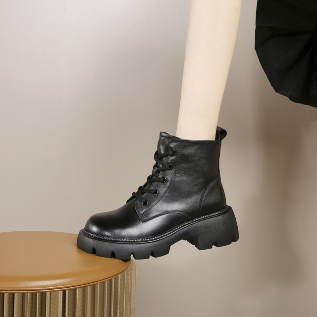11446637.【牛皮革】加绒马丁靴女2024年冬季新款百搭休闲厚底短靴