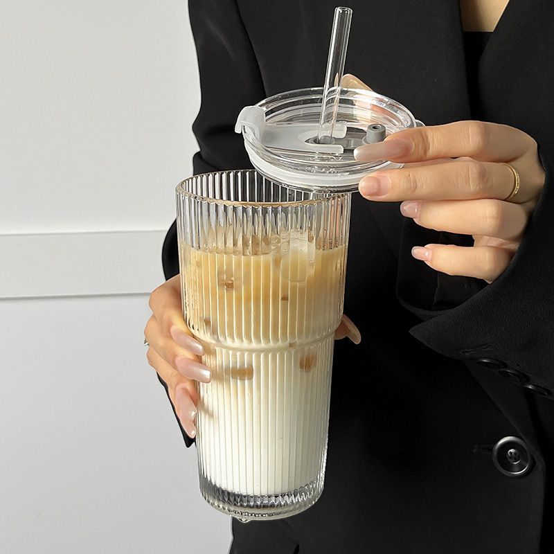 12249928.【夏日必备 到手3个】青苹果大容量冷饮杯果汁咖啡杯带盖带吸管竖条纹玻璃杯水杯