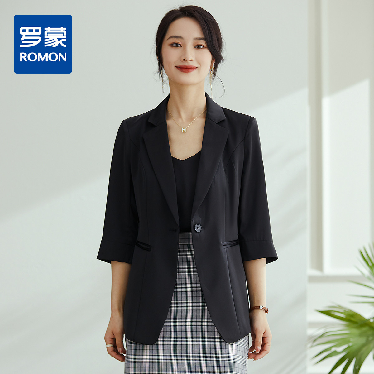 11042704.罗蒙女士短袖小西装外套女士商务通勤休闲百搭修身单西服