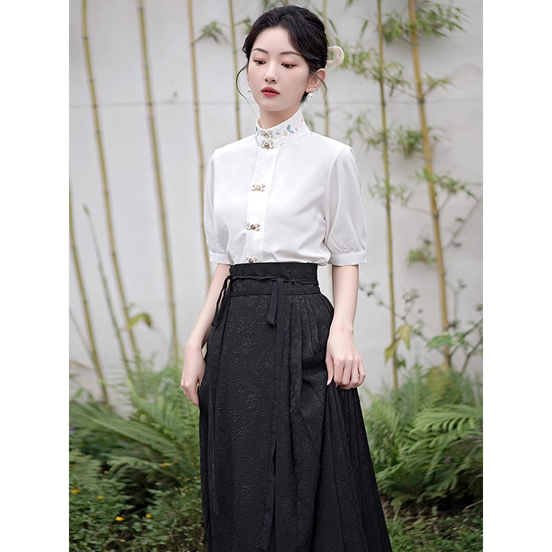 13168421.丹芙娅新中式国风半高领刺绣盘扣短袖衬衫女夏季新款洋气五分袖上衣