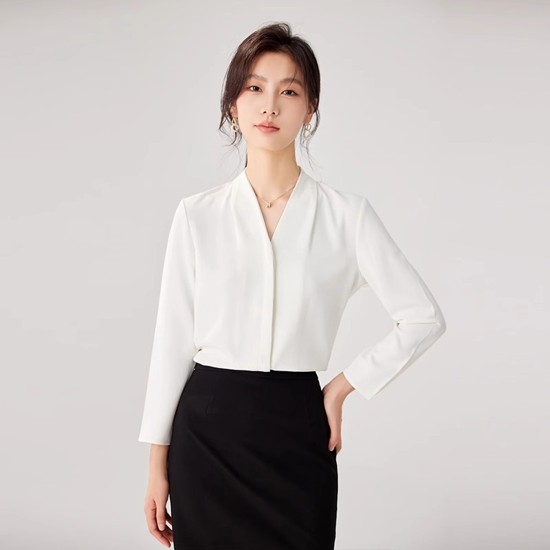 13169684.丹芙娅春季新款时尚洋气内搭显瘦V领长袖白衬衫女